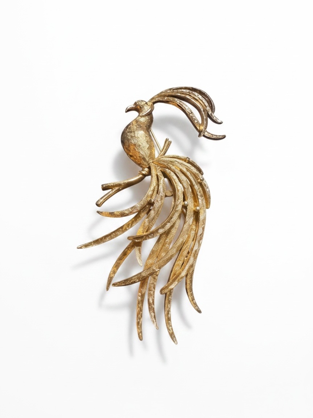 Vintage Avon 1969 Bird of Paradise Peacock Gold Tone Brooch Pin